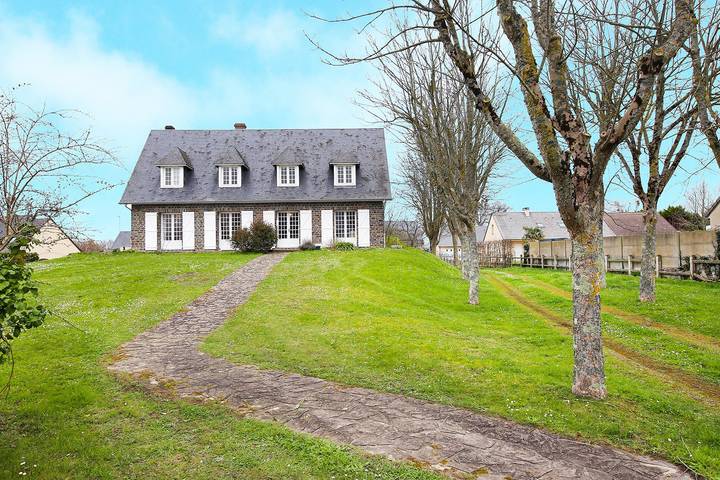 Maison de vacances pour 7 personnes, avec Terrasse et Jardin à Hauteville-sur-Mer