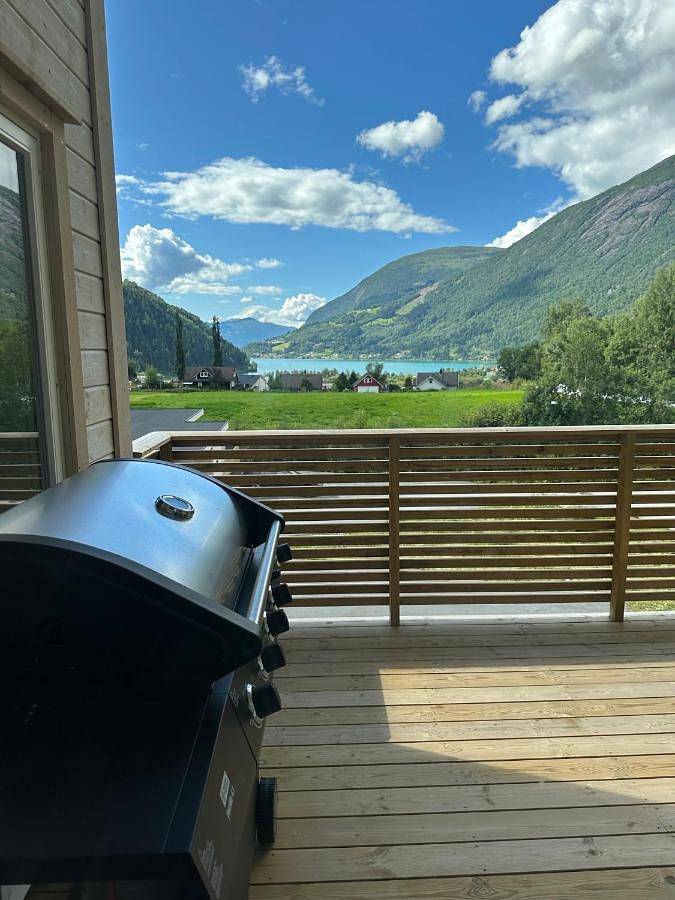 Ferienwohnung für 6 Personen, mit Seeblick und Ausblick sowie Garten, mit Haustier in Stryn - 4