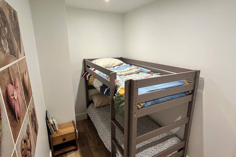 Appartement entier, Gîte cosy à la campagne à 17 km de Beauvais, et 20 km de l'aéroport ! in Berthecourt, Oise