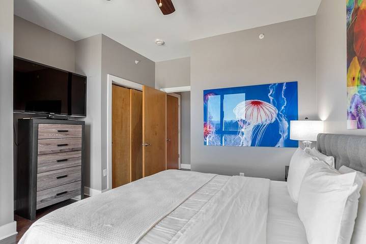 Vacation rental for 4 people, with balcony in Asheville