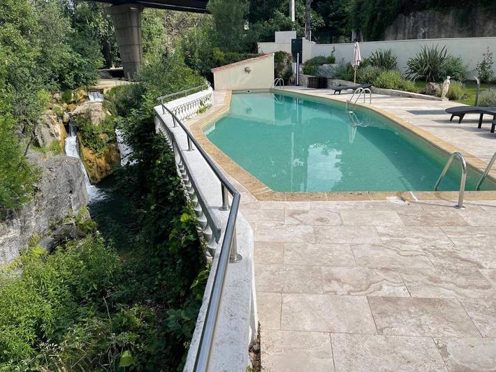 Gîte pour 2 personnes, avec piscine ainsi que jardin et vue à Soubès - 4