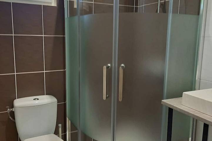 Gîte pour 2 personnes, avec terrasse à Reynès - 3