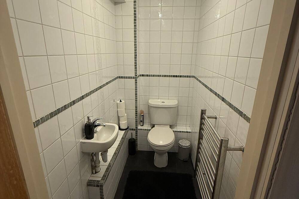 Entire apartment, Two Bed Apartment Fullyfurnished - Parking - Wifi in Colchester, Essex