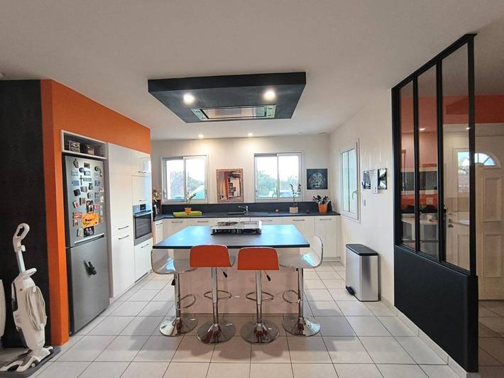 Location de vacances pour 6 personnes, avec jardin à Les Châtelliers-Châteaumur - 3