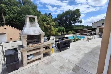 Gîte pour 8 personnes, avec jardin et terrasse à Coulounieix-Chamiers