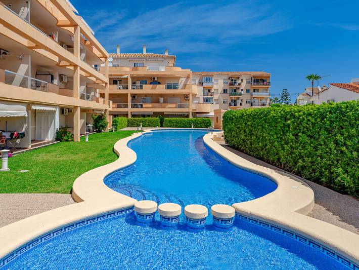 Apartamento de vacaciones para 2 personas, con piscina para niños además de balcón y jardín - 1