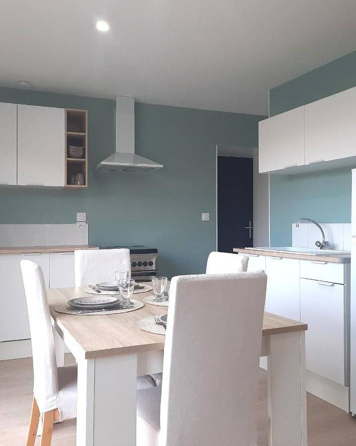 Location de vacances pour 4 personnes, avec Terrasse ainsi que Jardin et Vue à Lussant - 4