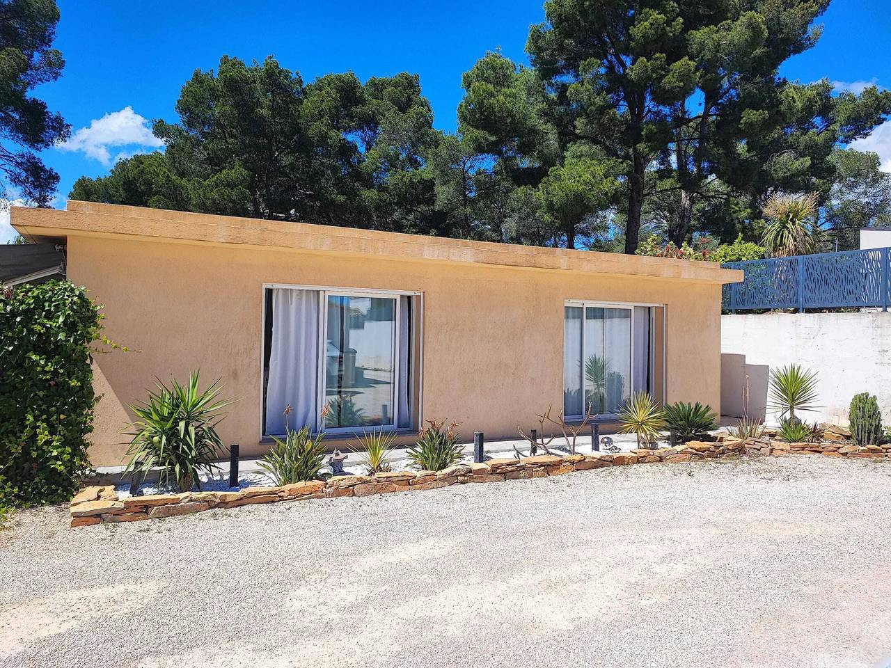 Maison confortable à La Ciotat avec terrasse privée in La Ciotat, Région de Marseille