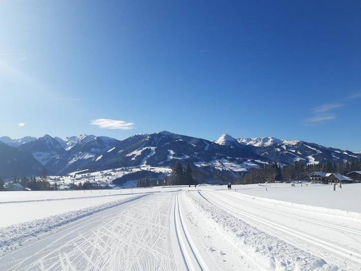 Chalet für 5 Personen, mit Sauna und Ausblick sowie Garten, kinderfreundlich in Schladming-Dachstein - 2