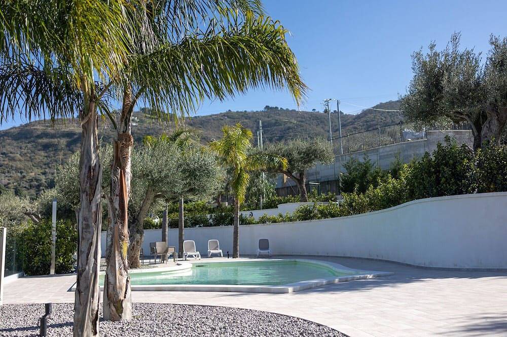 Villa Teresa in Cefalù, Cefalù (gemeinde)