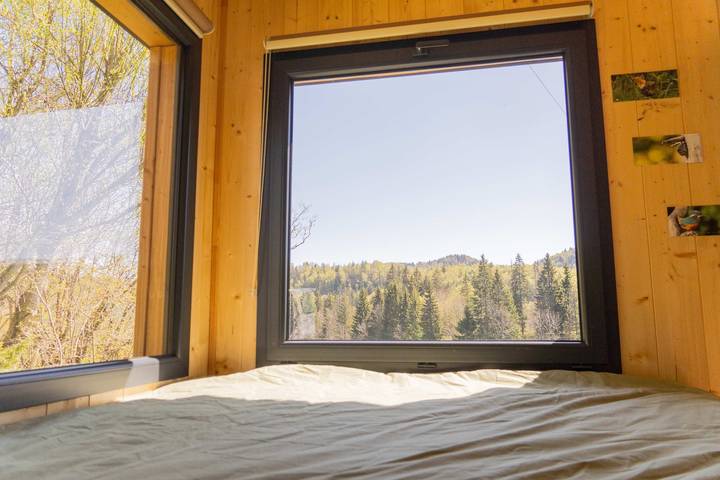 Entire apartment, Homnest ※ Combette Jurassienne ※ 20min des Rousses in Septmoncel Les Molunes, Parc naturel régional du Haut-Jura
