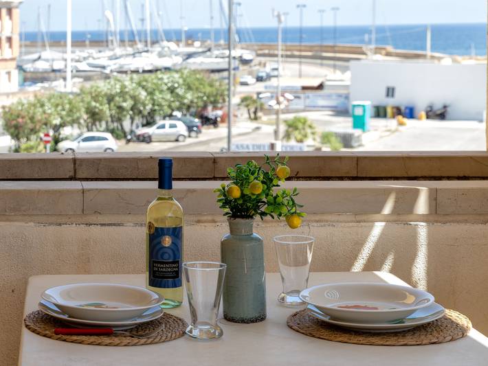 Apartamento para 3 personas, con Balcón y Terraza en Porto Torres