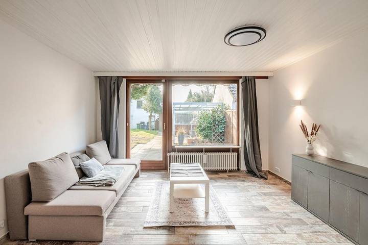 Ferienwohnung für 4 Personen, mit Balkon und Whirlpool sowie Terrasse und Garten in Billstedt - 2