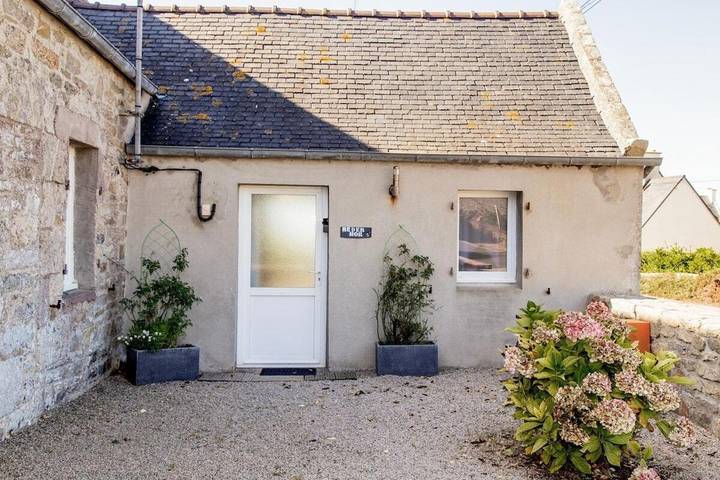 Location de vacances pour 2 personnes, avec jardin, animaux acceptés à Santec - 3