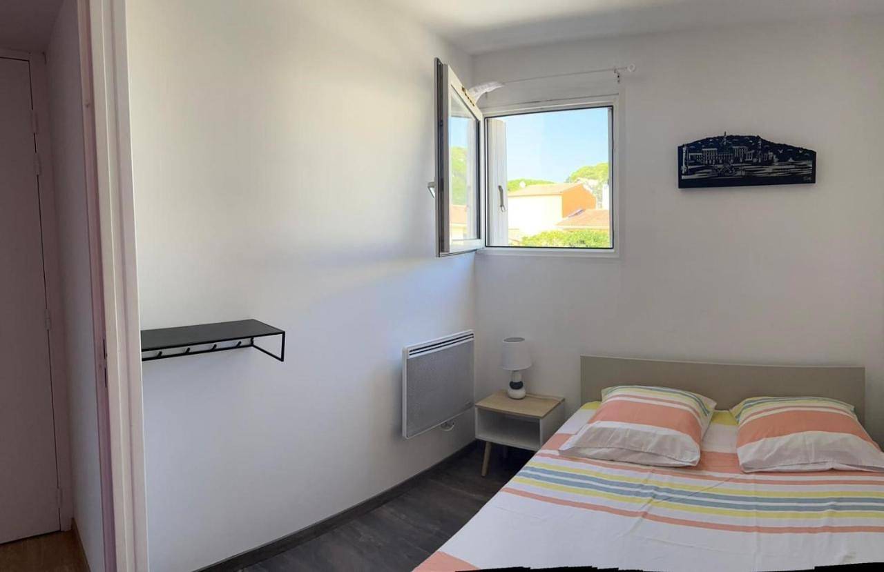 Appartement entier, Appartement T3 Vue Mer La Corniche Sète in Sète, Côte méditerranéenne (France)