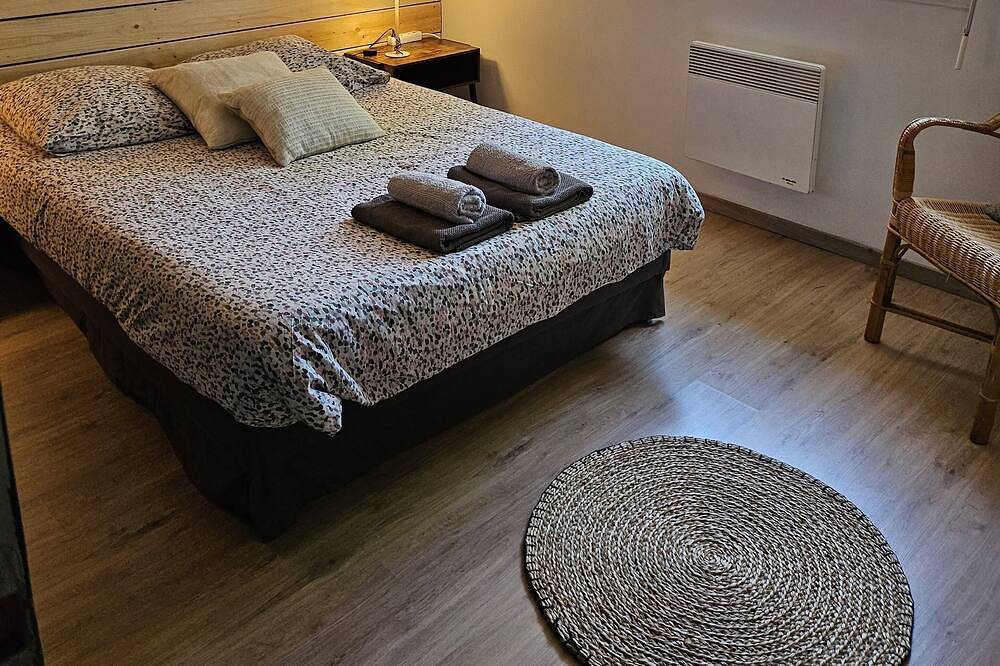 A ras del suelo Casa Con Piscina Climatizada, Cerca De Playa Y Golf. in Saint-Vincent-de-Tyrosse, Region de Dax