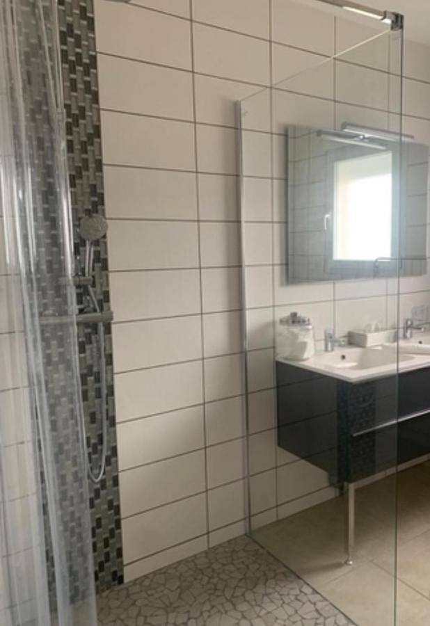 Location de vacances pour 2 personnes, avec vue et jardin dans Warcq - 3