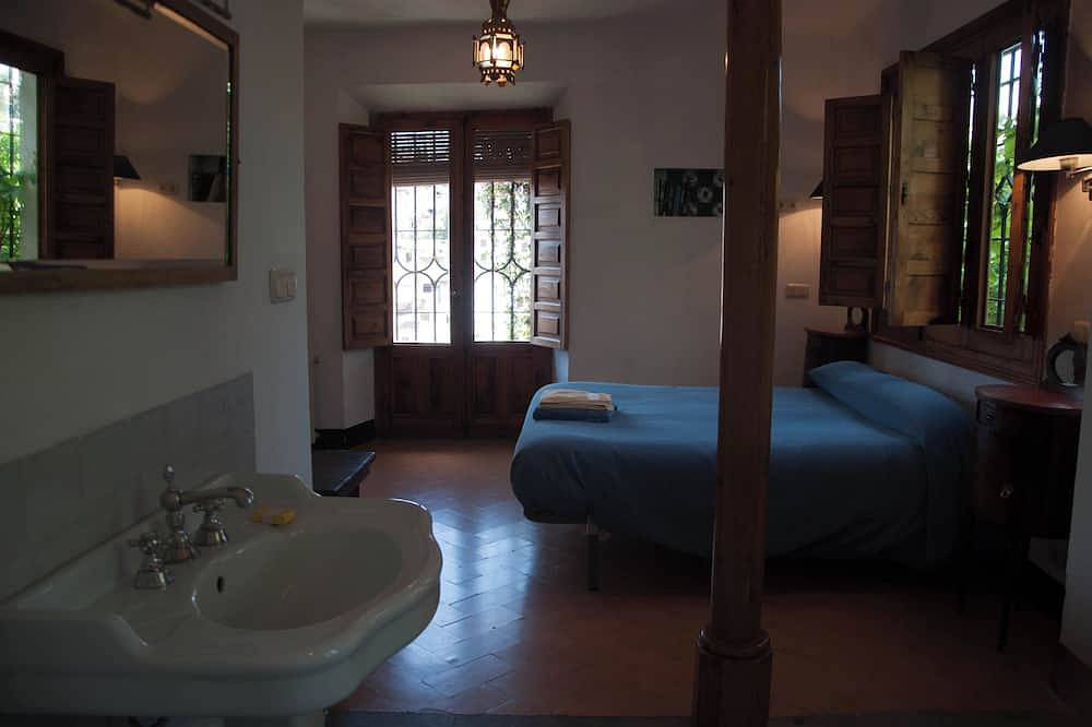 Charming Huge Villa, Stunning Views in Realejo-San Matías, Granada