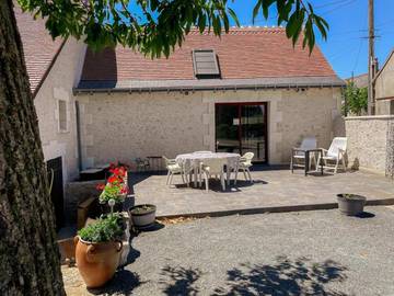 Gîte pour 4 personnes, avec jardin et terrasse à Azay-sur-Cher