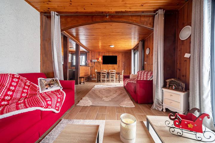 Gîte pour 8 personnes, avec terrasse et jardin à Les Angles - 4