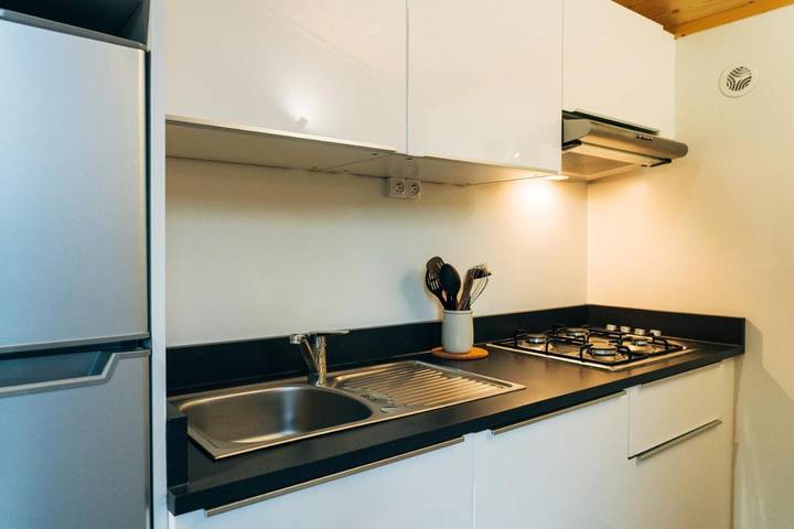 Location de vacances pour 5 personnes, avec sauna et terrasse ainsi que jardin et jacuzzi à Aucun - 2