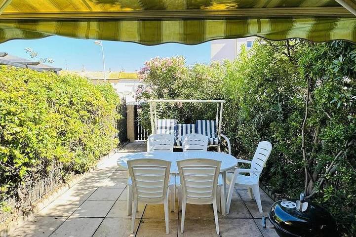 Ferienhaus für 6 Personen, mit Garten und Balkon