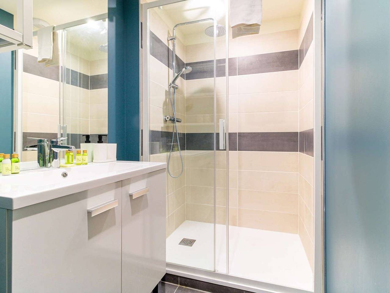 Apartamento entero, Apartamento 3 piezas en Lavandou, admite mascotas 6 pers. in Le Lavandou, Region de Toulon