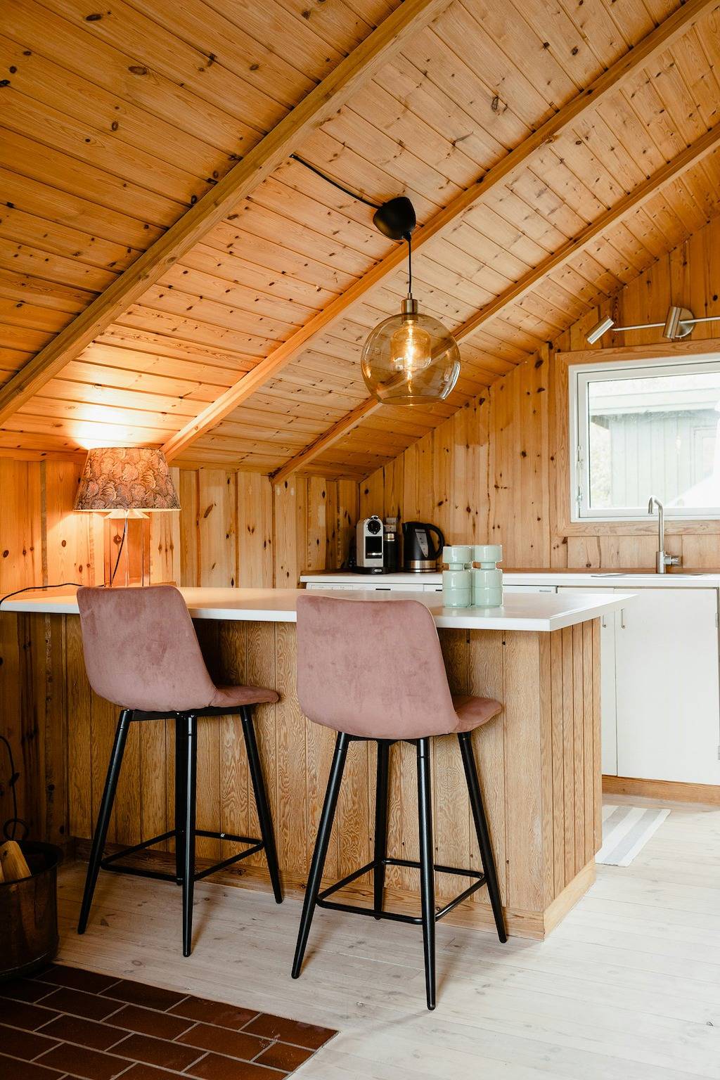 Simple living lige ud til havet in Rågeleje, Kattegat