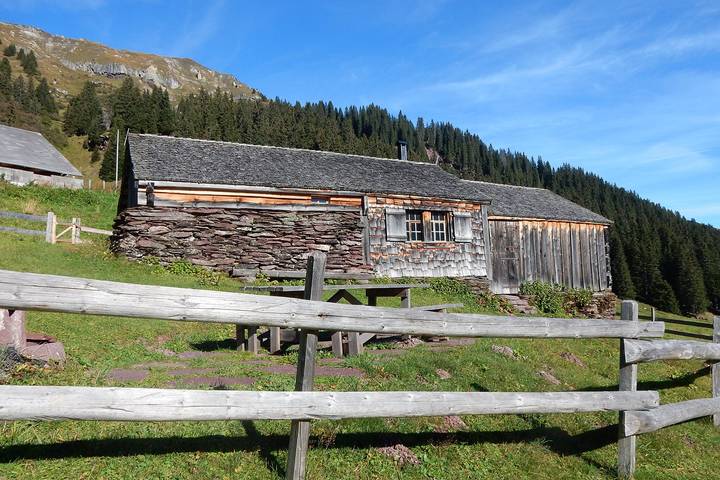 Hütte für 6 Personen, mit Balkon, mit Haustier in der Schweiz - 3