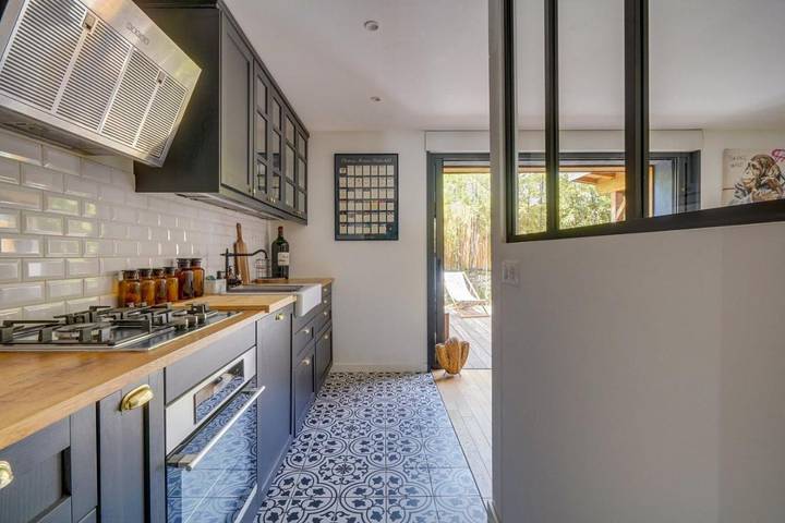 Maison d’hôte pour 4 personnes, avec jardin ainsi que vue et piscine à La Teste-de-Buch - 3