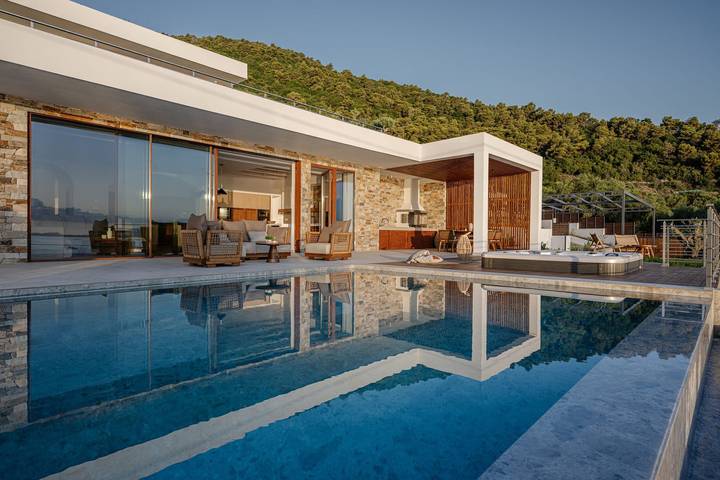 Διαμερίσματα διακοπών για 9 άτομα, με πισίνα και θέα στον ωκεανό καθώς και κήπο στο Κερί