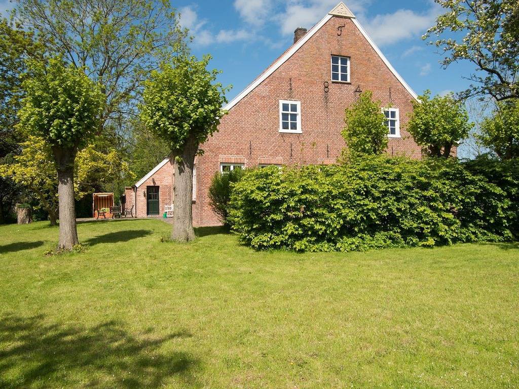 Gulfhof 1841 - Vacances dans un bâtiment classé in Wittmund, Arrondissement de Wittmund
