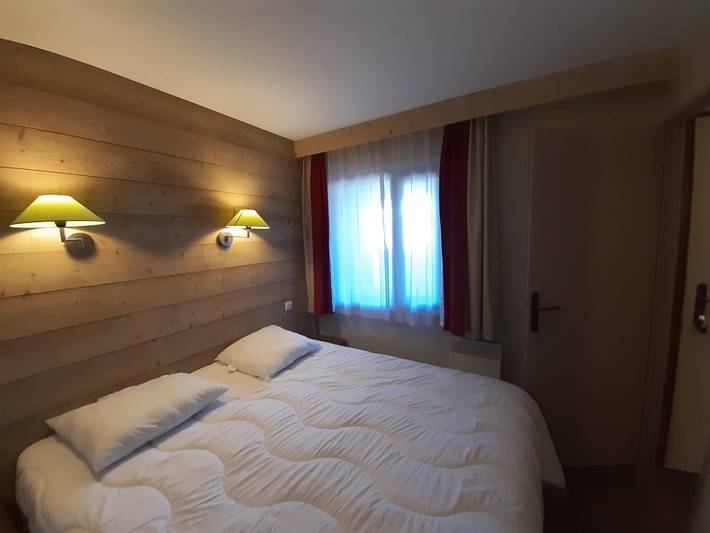 Apartamento entero, Apartamento amplio 5 pers, balcón sur, parking incluido in La Tania, La Perrière