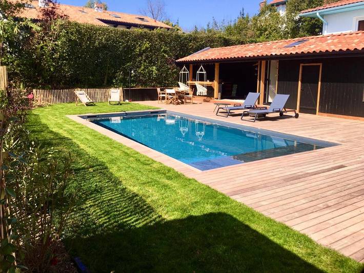 Chambre d’hôte pour 2 personnes, avec Terrasse ainsi que Jardin et Piscine
