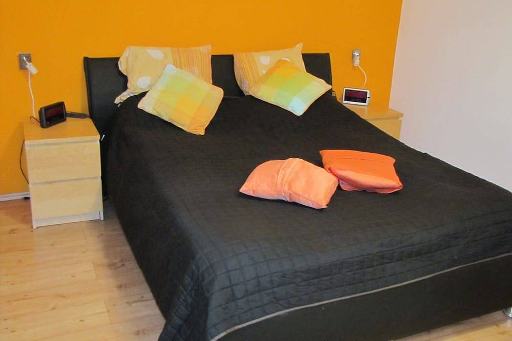 Ganze Wohnung, Voll ausgestattete Ferienwohnung bei Frankfurt mit privatem Eingang/ Parkplatz in Bad Vilbel, Wetterau