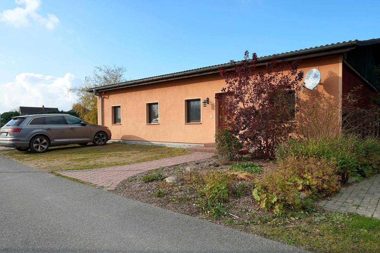 Appartement entier, Ferienwohnungen Neuendorf Fdz 400 in Neuendorf (Saal), Saal
