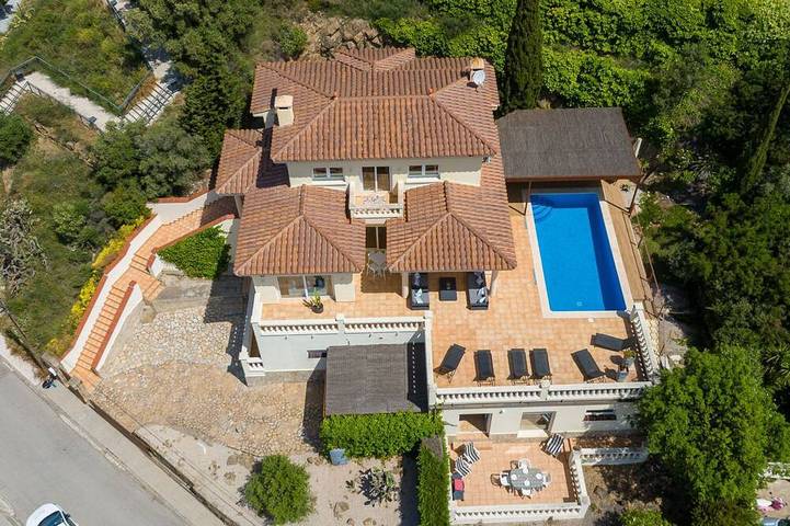 Casa de vacaciones para 10 personas, con piscina y jardín - 1