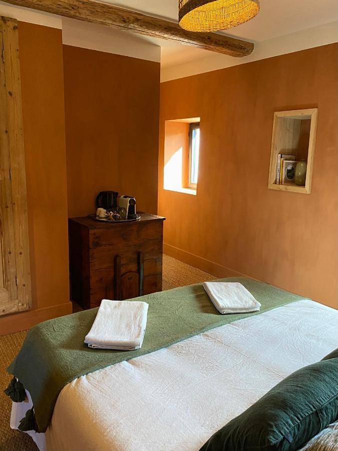 Location de vacances pour 2 personnes, avec vue et jardin à Fressac - 3