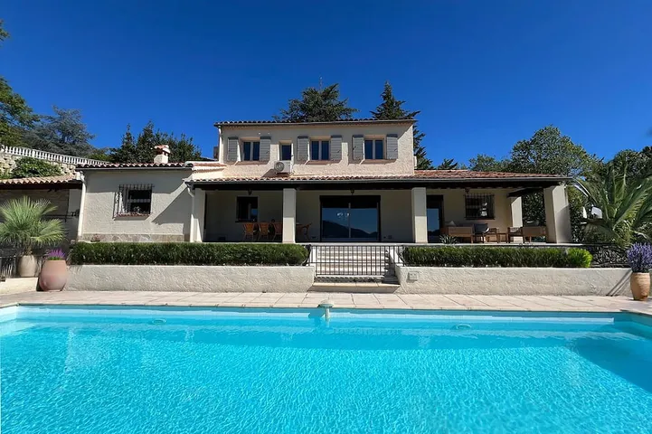 Villa pour 8 personnes, avec jardin et balcon - 1