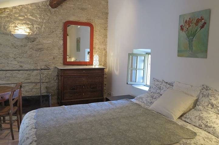 Maison de vacances pour 2 personnes, avec terrasse, animaux acceptés en Provence-Alpes-Côte d'Azur - 3