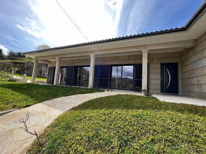 Casa de férias para 5 pessoas, com Varanda e Terraço e ainda Jardim em Arcos de Valdevez (cidade)