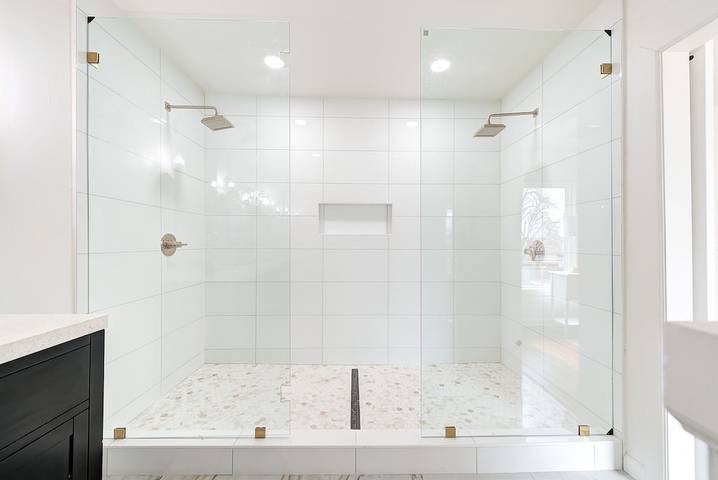 Vacation rental for 10 people, with terrace and hot tub as well as yard, with pets in Oklahoma City