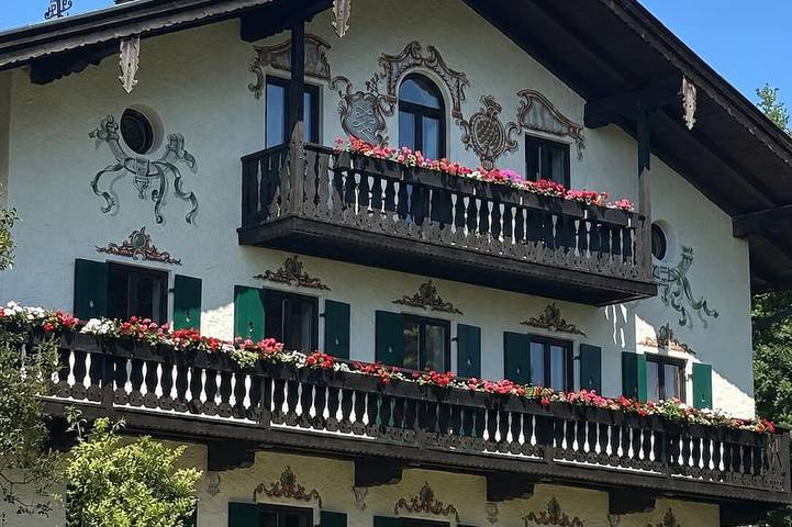 Ferienwohnung für 6 Personen, mit Balkon und Garten in Pittenhart