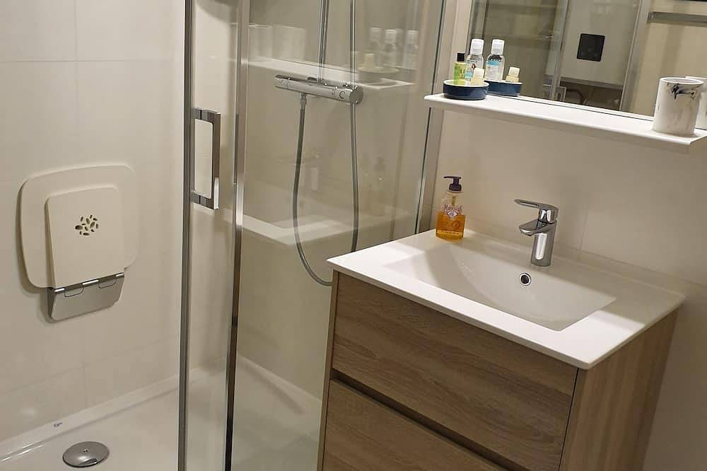 Appartement entier, Appartement au bout de la rue à 150m de la plage. in Houlgate, Région de Lisieux