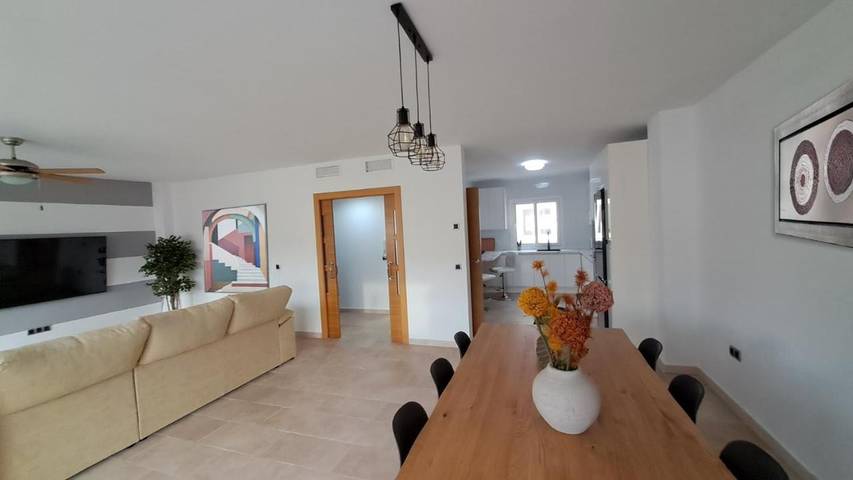 Gîte pour 6 personnes, avec terrasse à Garrucha - 4