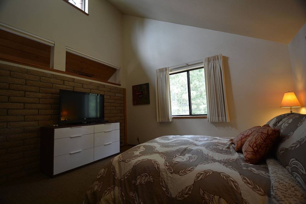 Hale Mauka - Familienfreundliche 3Bd / 2Ba Haus mit modernen Möbeln in Truckee, Donner Lake