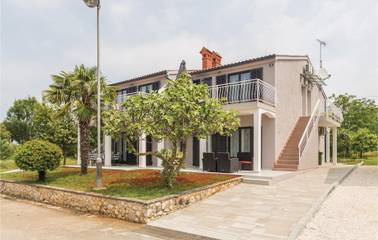 Ferienwohnung für 3 Personen, mit Terrasse in Poreč