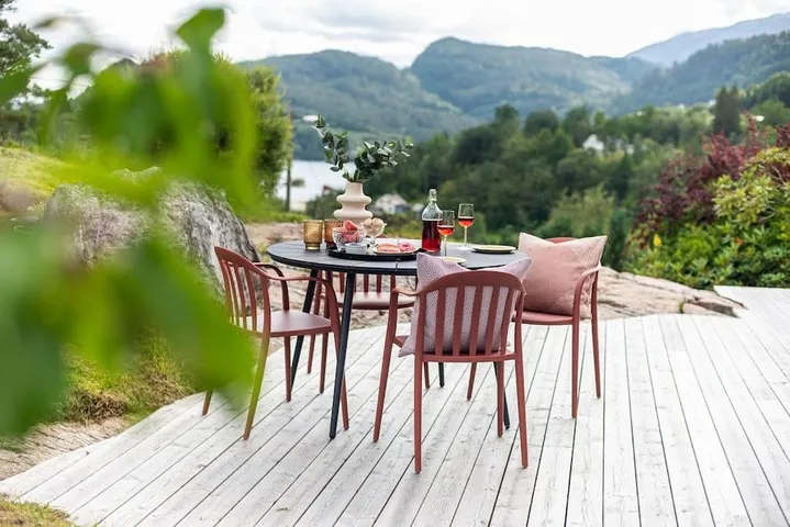 Villa für 4 Personen, mit Garten und Ausblick sowie Seeblick, mit Haustier - 1