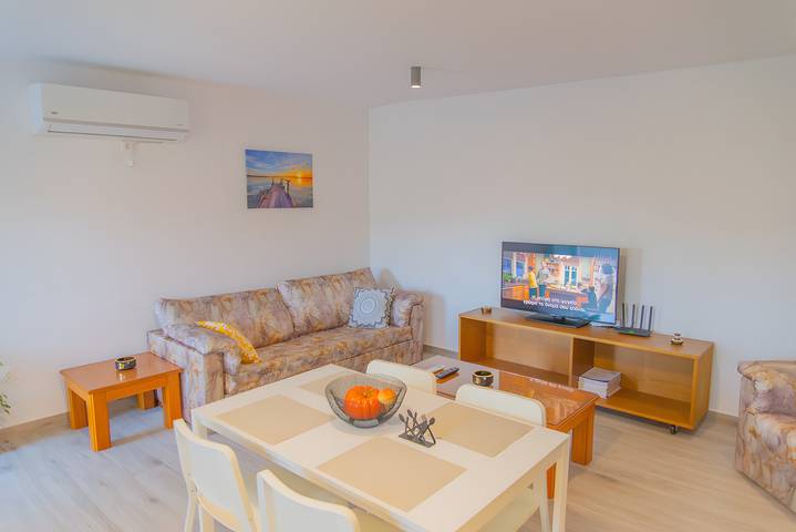 Location de vacances pour 3 personnes, avec jardin dans Andros - 4