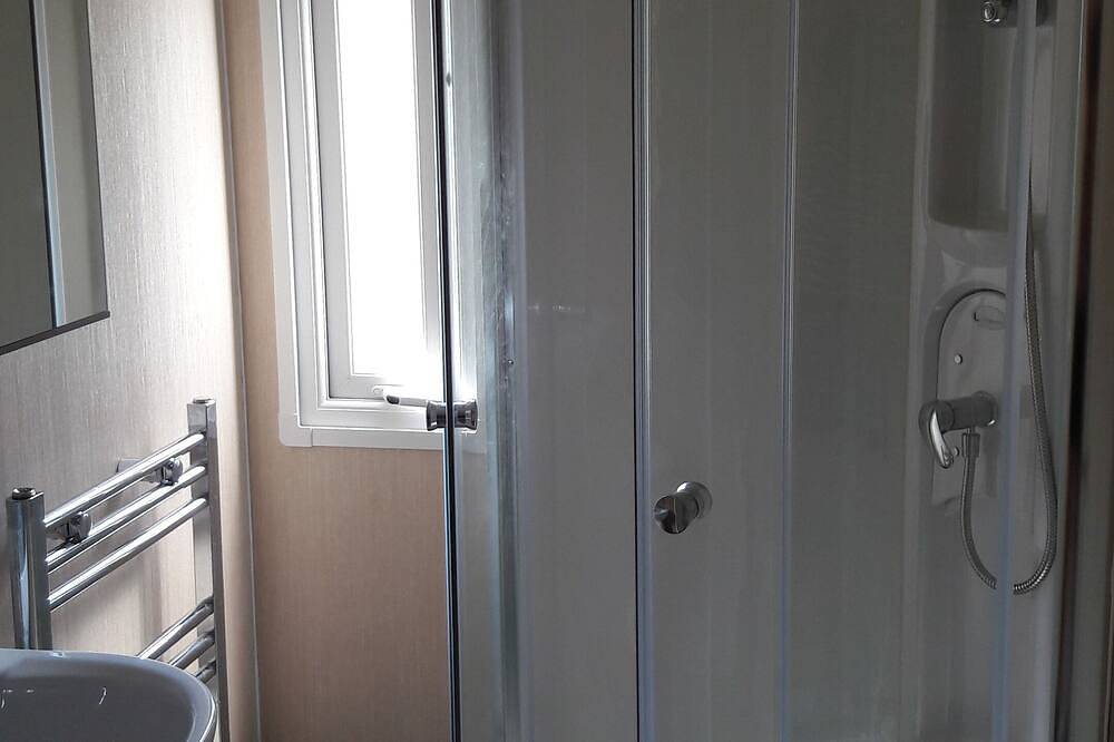 Komplett eingerichtetes Chalet für 4 Personen in Ahrbrück, Ahrtal